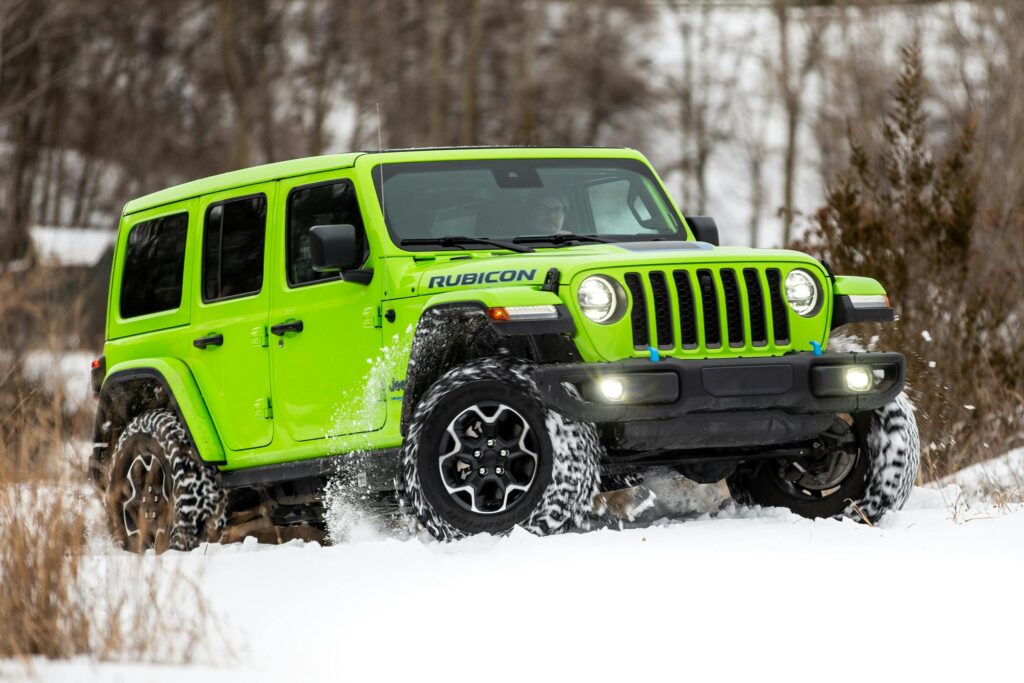 Jeep Rubicon: अल्टीमेट ऑफ-रोड मशीन 2025 – पूरी जानकारी, फीचर्स और रिव्यू 4 Jeep Rubicon